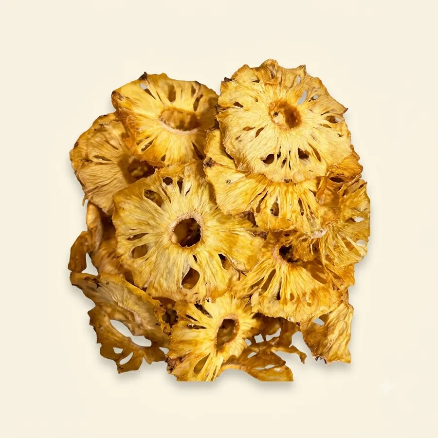 Pineapple chips, close up